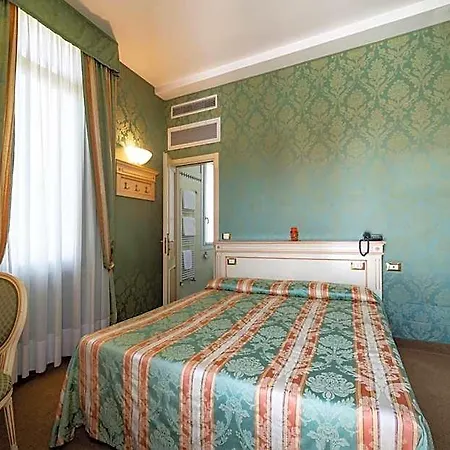 Hotel Delle Palme 3*