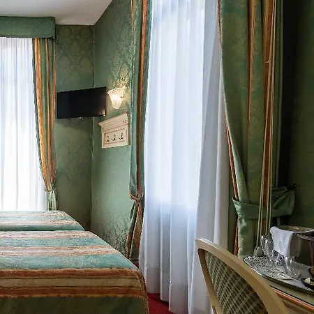 Hotel Delle Palme 3*