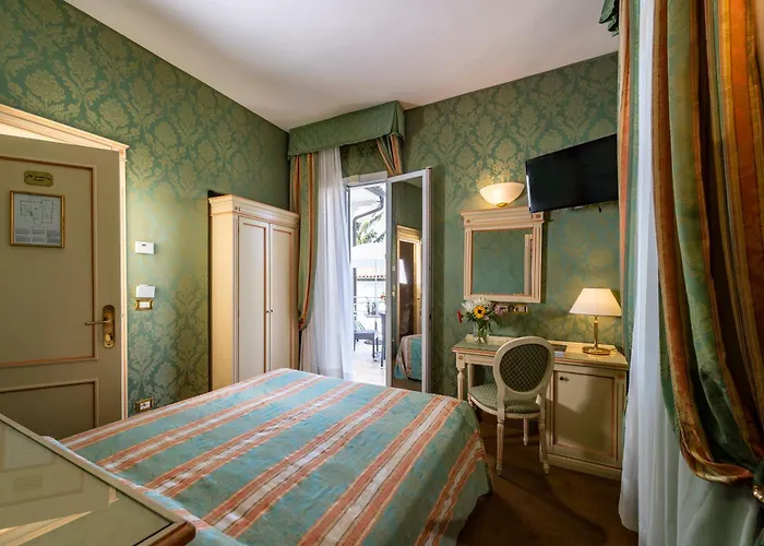 Отель Delle Palme 3*