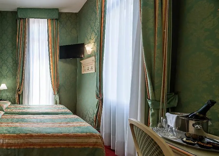 Hotel Delle Palme 3*